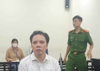 Trả hồ sơ điều tra bổ sung vụ cựu Vụ trưởng lừa Chủ tịch Tân Hoàng Minh