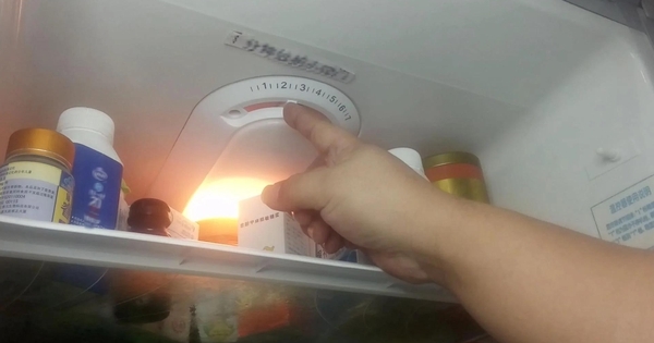 Tủ lạnh nào cũng có một “công tắc tiết kiệm điện”: Dễ thấy nhưng nhiều người chưa biết
