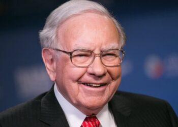 Warren Buffett: Tiền mặt và nhà đều sẽ mất giá, nhưng 3 thứ này sẽ khiến bạn CÓ GIÁ hơn!