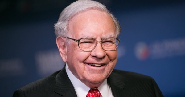 Warren Buffett: Tiền mặt và nhà đều sẽ mất giá, nhưng 3 thứ này sẽ khiến bạn CÓ GIÁ hơn!