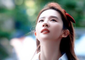 Nhan sắc cuốn hút của minh tinh Lưu Diệc Phi