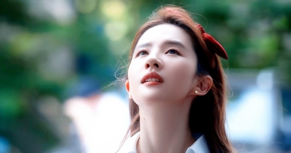 Nhan sắc cuốn hút của minh tinh Lưu Diệc Phi