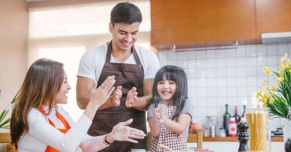 Đổ đầy hạnh phúc vào trong một đứa trẻ