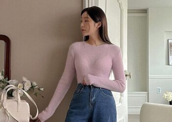 Trang phục quen mặt giúp các cô nàng dưới 1m60 ‘cơi nới’ chiều cao