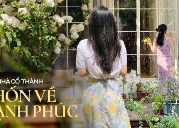 Người phụ nữ mua một căn nhà cũ rộng 60m2 và biến khoảng sân rộng 40m2 thành khu vườn mơ ước, cách trang trí ai nhìn cũng thích mê