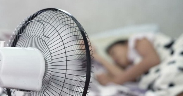 Bật quạt cả ngày tốn bao nhiêu điện? Có tốn hơn điều hoà không? Người dùng làm thử nghiệm ra con số