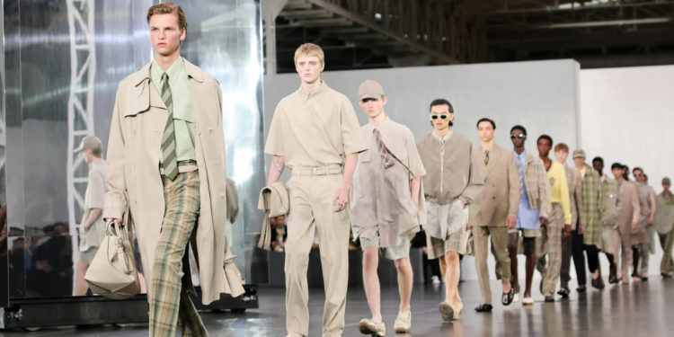 BST Fendi Xuân Hè Nam 2025: Nét thẩm mỹ cổ điển dung hợp với sự thanh lịch của tính nam đương đại