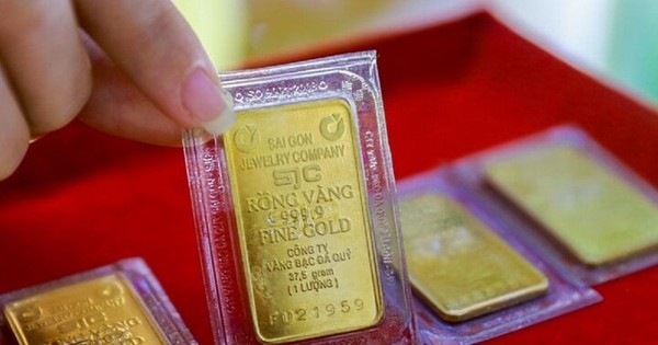 Giá vàng hôm nay 2/6: Tiếp tục giảm từ 2 – 4 triệu đồng/lượng
