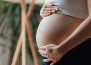 Những trường hợp cần cân nhắc khi quyết định làm mẹ
