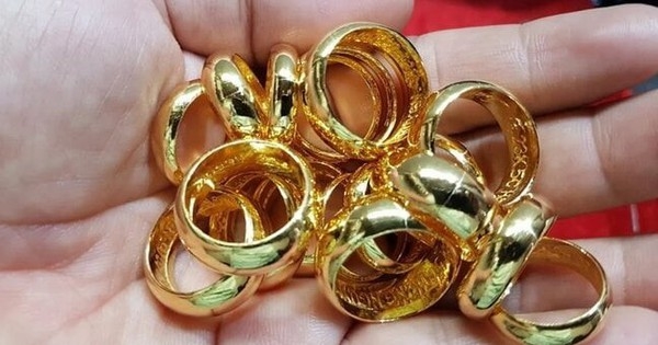 Giá vàng nhẫn trơn đồng loạt tăng