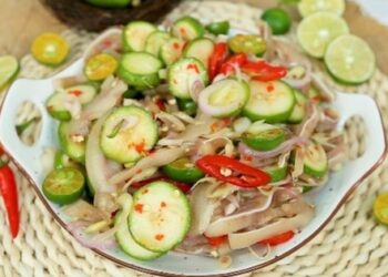Cách làm gỏi cóc tai heo chua ngọt giòn ngon, hấp dẫn tại nhà