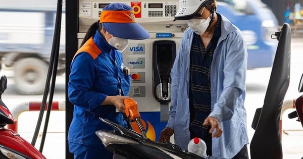 Giá xăng tăng nhiều nhất hơn 250 đồng/lít từ chiều nay
