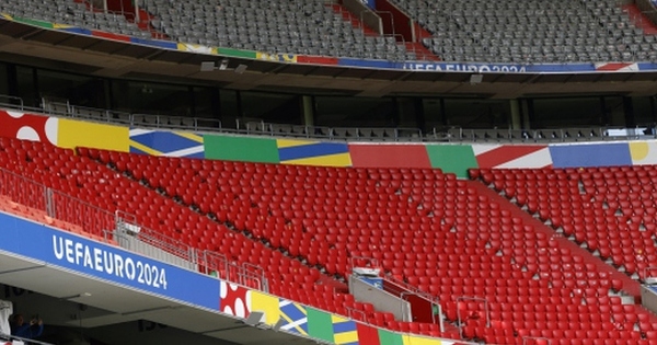 Khách Việt chi đậm cho tour xem EURO 2024