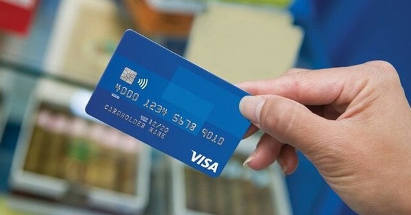Tài khoản bỏ không có thể bị thu những phí nào?
