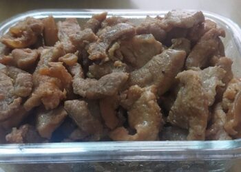 Thịt kho óng vàng