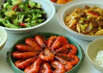 Bữa cơm tối đầu tuần với 4 món ngon không chỉ thỏa mãn vị giác mà còn tốt cho sức khỏe