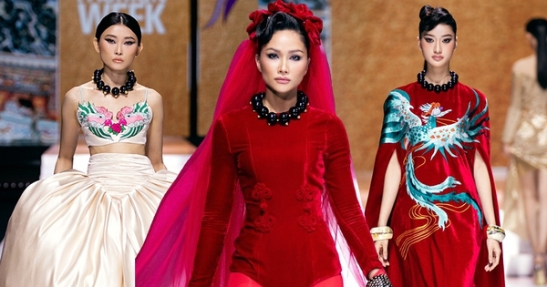 H’Hen Niê gây sốt với tạo hình lạ, body vẫn quyến rũ “hết chỗ chê” khi làm vedette cho NTK Hà Linh Thư