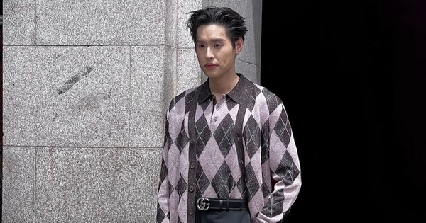 Nam chính “Gia tài của ngoại” Billkin visual 1000 điểm khi dự show Gucci, vừa đến đã hút hết spotlight