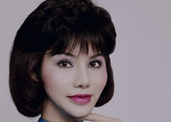 Ngắm nữ tiếp viên hàng không Vietnam Airlines qua các thời kỳ