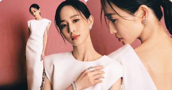 Mỹ nhân “Như Ý Truyện” diện thiết kế Việt trị giá 15 triệu trên thảm đỏ Cbiz