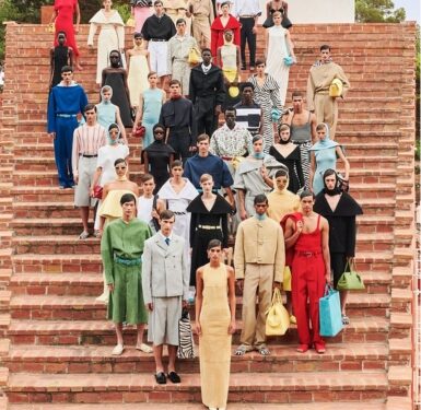 BST Jacquemus Thu Đông 2024: Sự phù phiếm hoài cổ và màn catwalk “viral” của Jennie (Blackpink)
