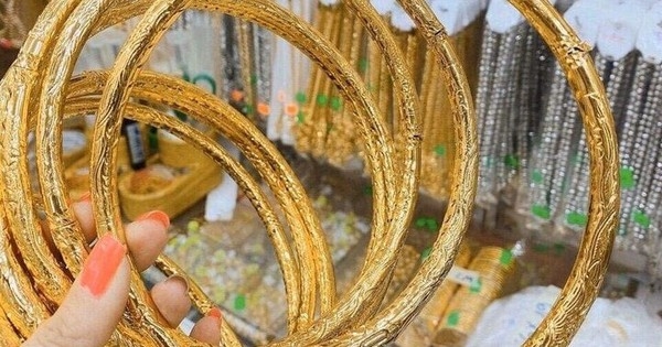 Kiềng vàng tây giá bao nhiêu 1 chỉ?