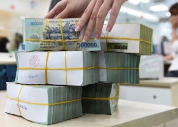 Gửi tiết kiệm ngân hàng nào được hưởng lãi suất từ 6%/năm trở lên?