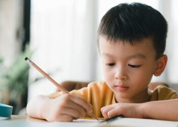 Cách thấu hiểu và khích lệ hiệu quả đứa trẻ hướng nội