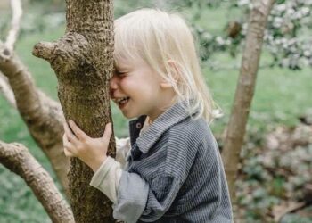 Chuyên gia Harvard: 4 hành động vô tư của cha mẹ làm giảm IQ của con, nên thay đổi càng sớm càng tốt