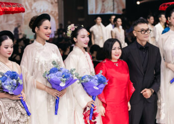 NTK Vũ Việt Hà tôn vinh vẻ đẹp duyên dáng của người phụ nữ với trang phục “chế tác” từ tơ sen, tơ chuối