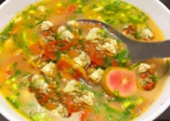 Cách làm canh hến nấu chua đơn giản