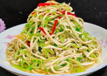 Bữa cơm mùa hè, làm ngay món trộn này: Vừa dễ ăn, ngon miệng lại tốt cho sức khỏe