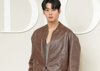 Cha Eun Woo điển trai bất chấp cam thường, so kè độ bảnh với dàn mỹ nam tại show Dior