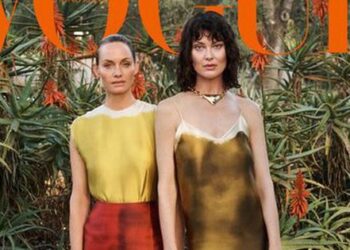 Người từng thẳng tay kèn cựa bạn diễn trên sàn runway hóa ra lại là siêu mẫu catwalk đẹp nhất mọi thời đại!