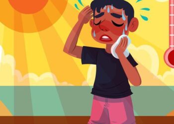 Lý do trẻ dễ bị say nắng hơn người lớn