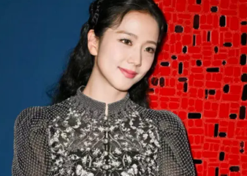 Jisoo (BLACKPINK) – Ngôi sao có tầm ảnh hưởng nhất tại sự kiện thời trang Paris 2024