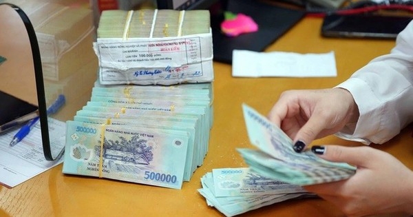 Lãi suất tiết kiệm mới nhất tháng 7: Một ngân hàng trả lãi 7,5%/năm, không yêu cầu gửi nhiều