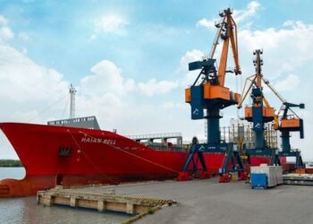 Xếp dỡ Hải An muốn thoái vốn một công ty con sau 6 tháng thu mua