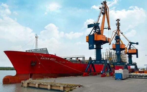 Xếp dỡ Hải An muốn thoái vốn một công ty con sau 6 tháng thu mua