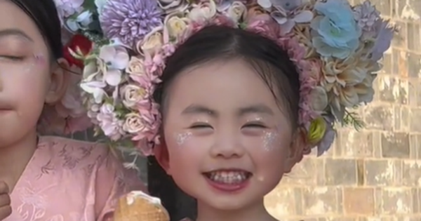 Liu Liu – cô bé cứ xuất hiện là hàng trăm mẹ bỉm vào “xin vía”, chìm đắm trong sự cute không thoát ra được!