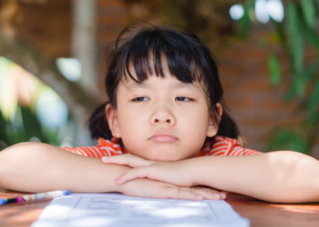 Đừng để con mình hình thành 5 thói quen xấu này trong dịp nghỉ hè