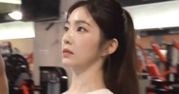 Hời như Irene: Nhận tá lời khen visual còn gom luôn bí kíp lưng thon, hông nở từ thánh nghiện gym Jong Kook