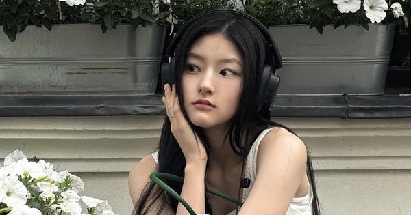 Cô gái sở hữu fancam gây sốt MXH: Visual mèo con chưa bằng tỷ lệ cơ thể đáng ngưỡng mộ