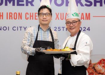 Làm món gà Mỹ hầm bổ dưỡng cùng siêu đầu bếp Lê Xuân Tâm