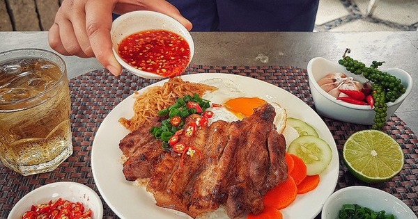 Bát mắm ớt ăn kèm cơm tấm: Nhỏ bé nhưng có “sức mạnh” to lớn, làm nên hương vị không lẫn vào đâu