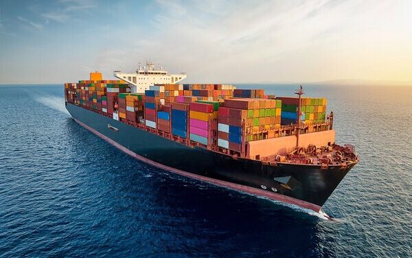 Doanh nghiệp vận tải, cảng biển hưởng lợi khi giá cước container tiếp tục tăng?