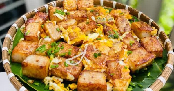 Cách làm bánh bột chiên trứng thơm ngon