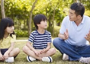 Dạy con ‘học ăn, học nói’ – Nền tảng cho sự phát triển
