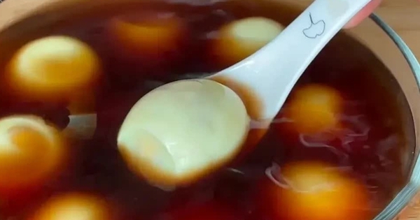 Thêm loại lá quen thuộc này vào khi luộc trứng: Chưa ai làm bao giờ nhưng cực thơm ngon và tốt cho sức khỏe gấp trăm lần