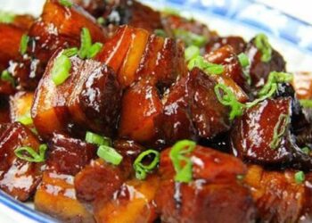 Cho 4 gia vị này khi làm món thịt kho tàu: Món ăn có màu đẹp tươi, mềm và thơm ngon tuyệt vị hơn ở nhà hàng